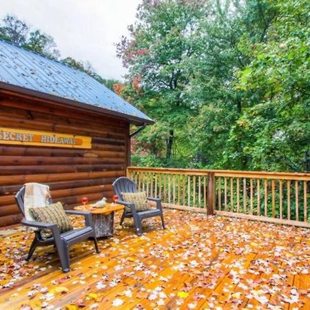Great Location Pool Table Hot Tub Βίλα Gatlinburg Εξωτερικό φωτογραφία